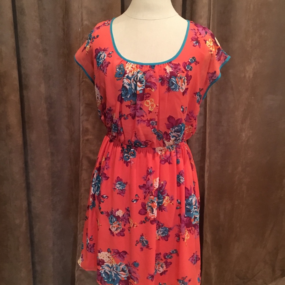 Darling Floral Dress